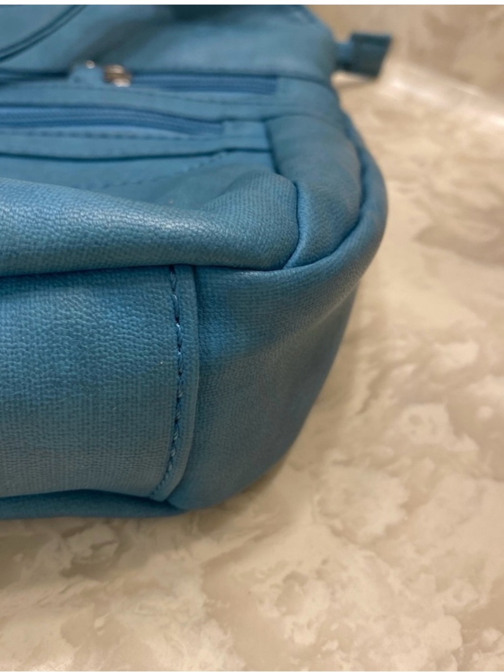 Multi Sac  Teal Blue Shoulder Bag with Front Zip Pockets - Picture 6 of 9
